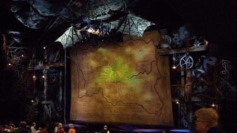 wicked-musical-stage